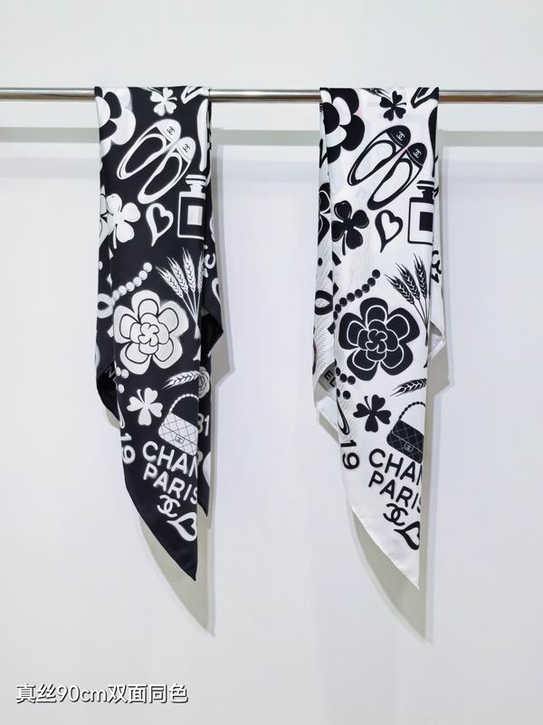 Chanel silk Scarf 90X90cm E092739